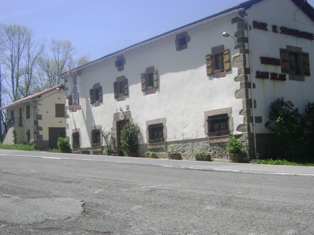 Hostal Venta San Blas Almándoz Dış mekan fotoğraf